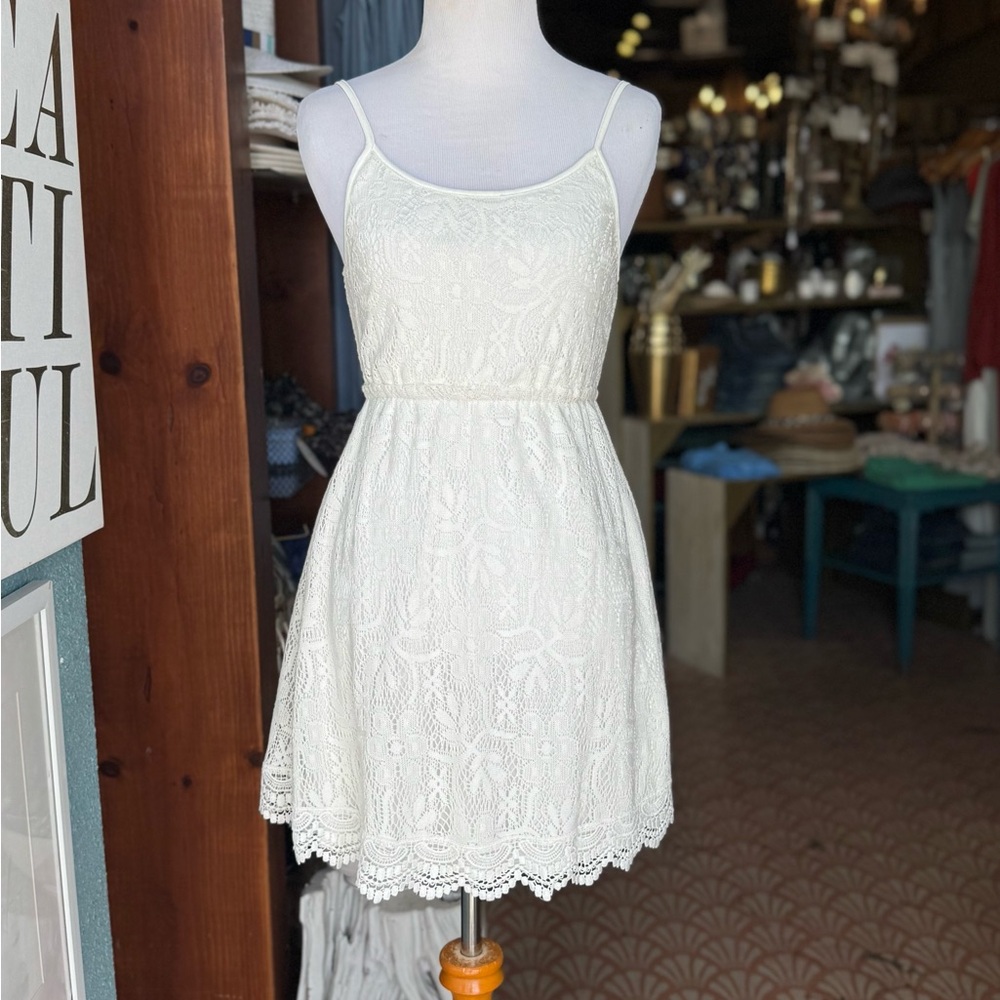 H&M Ivory Lace Mini Dress